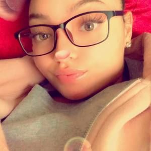 Meet your Posher, Tajshea